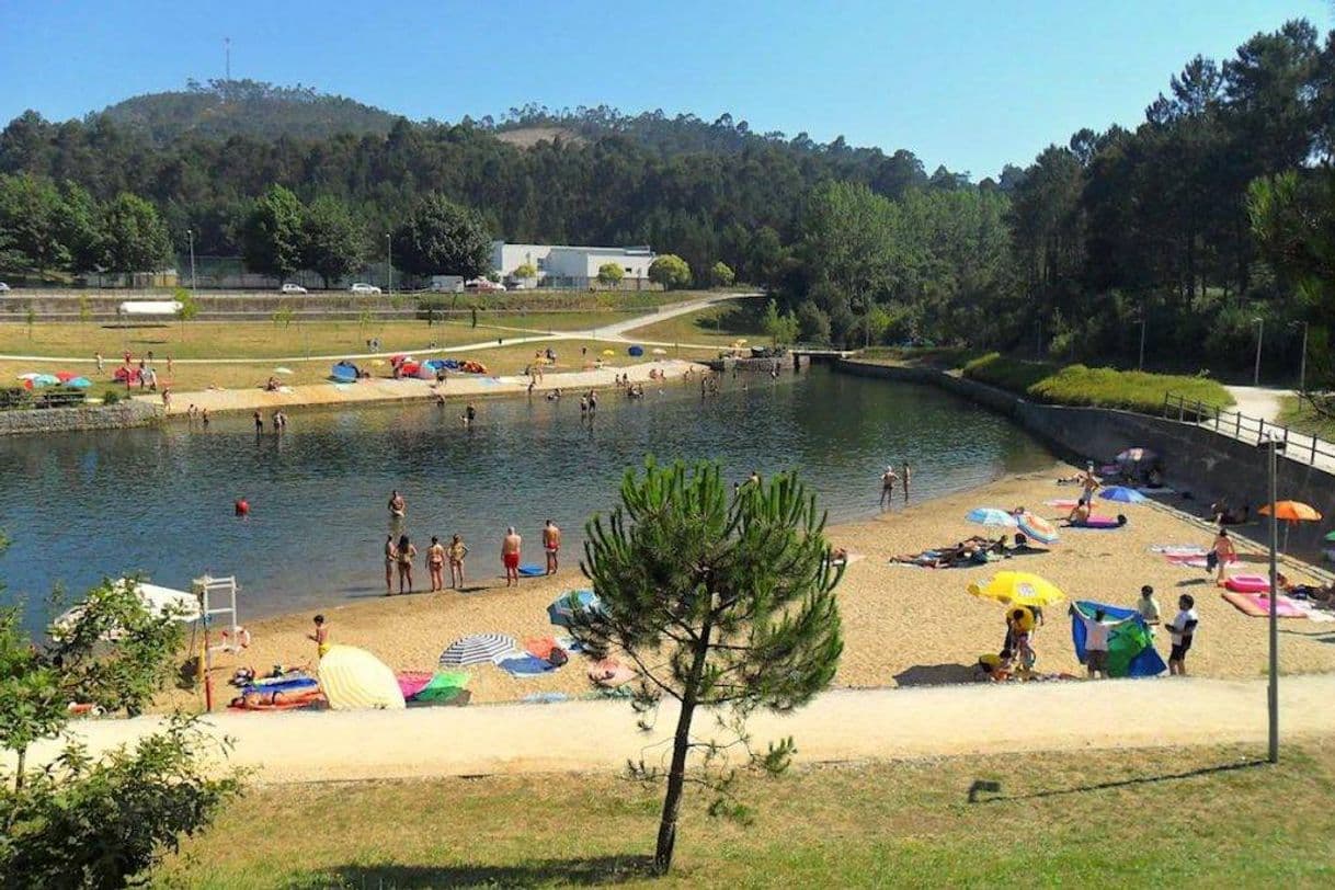 Lugar Praia Fluvial da Mamoa