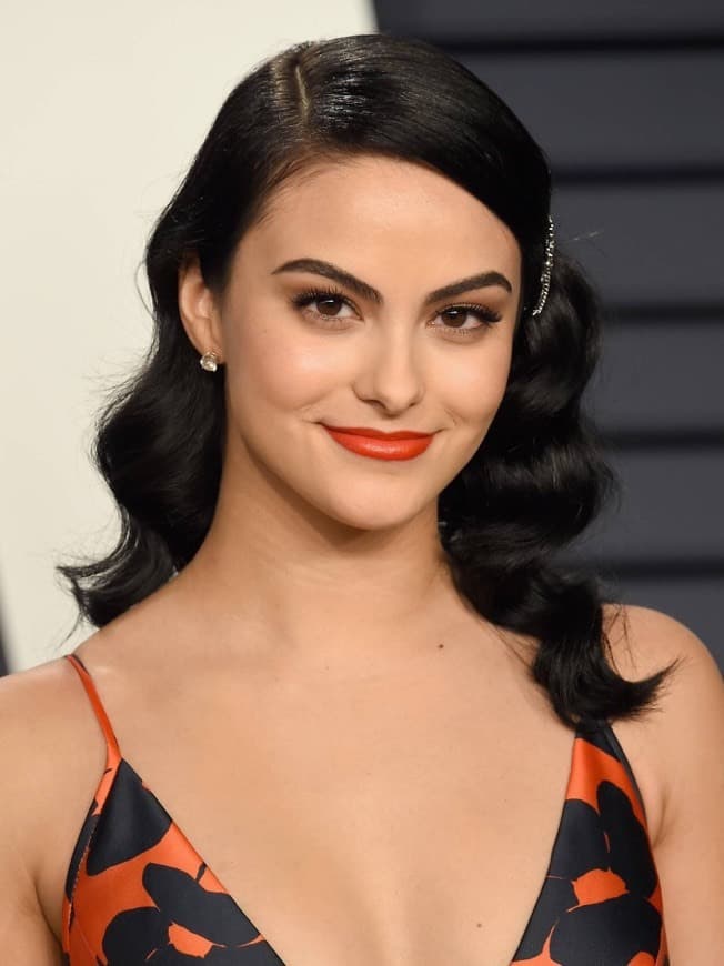 Fashion Camila Mendes