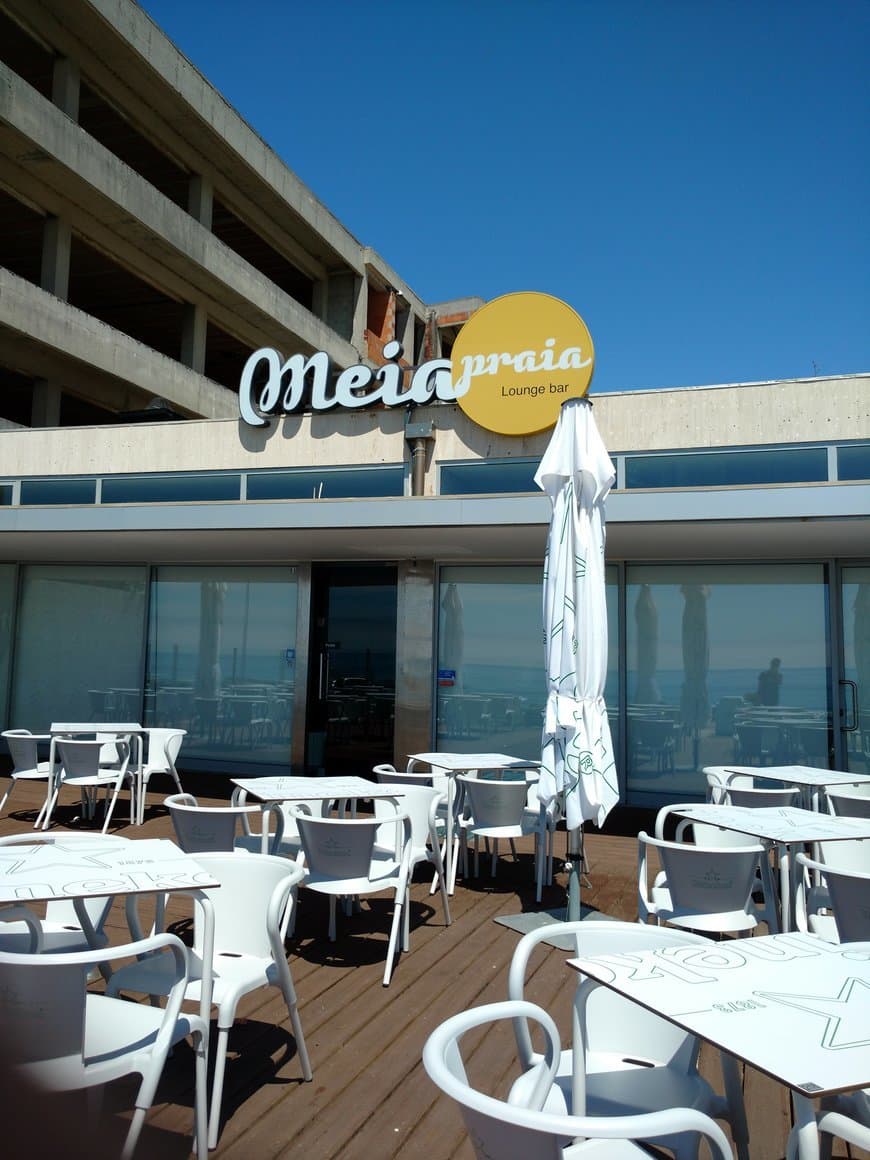 Restaurantes Meia Praia Lounge Bar