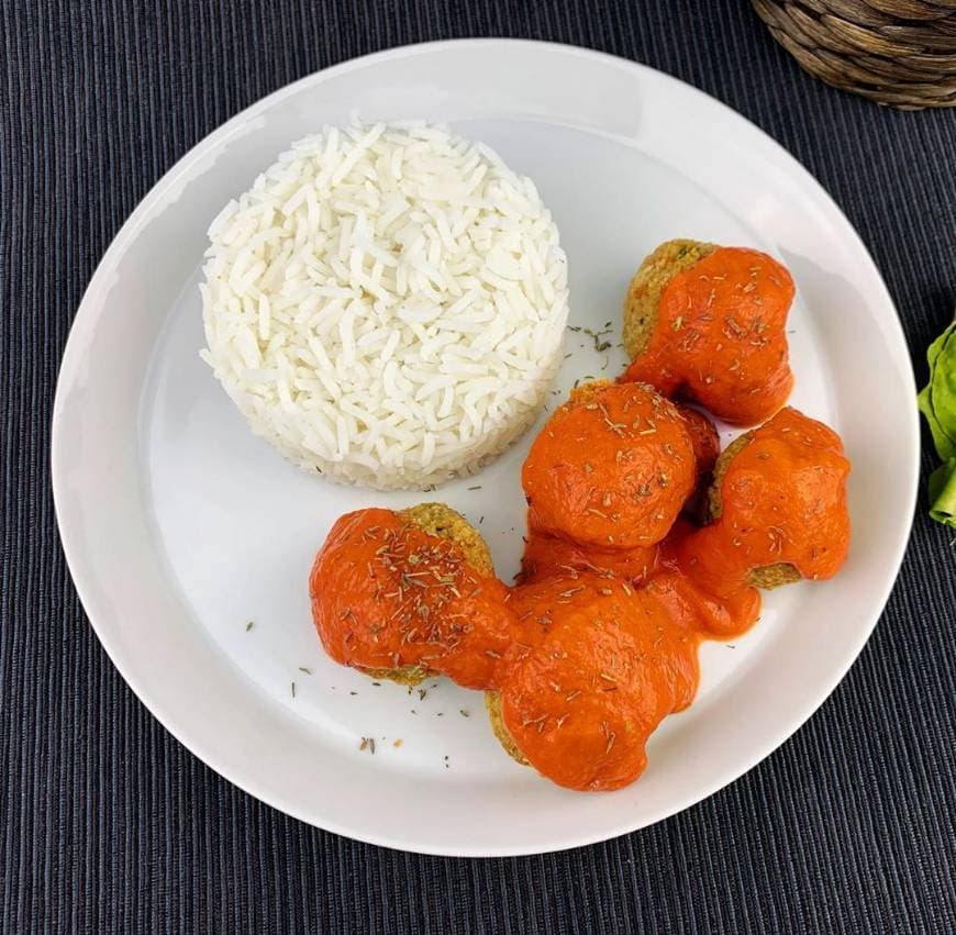 Restaurants Almôndegas de soja com molho de tomate