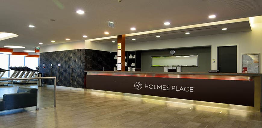 Place Holmes Place