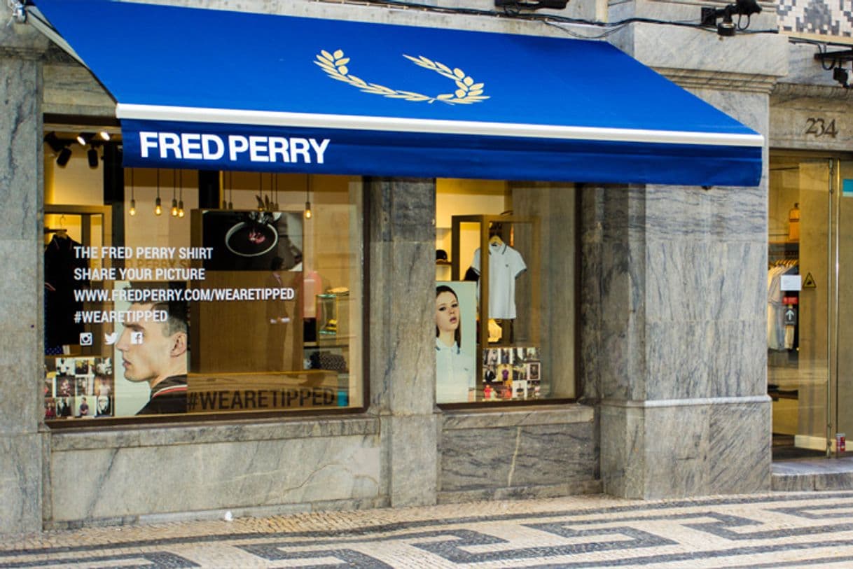 Place Fred Perry Authentic Store