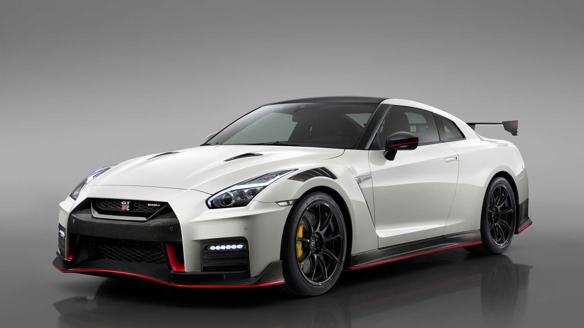 Moda Nissan GTR