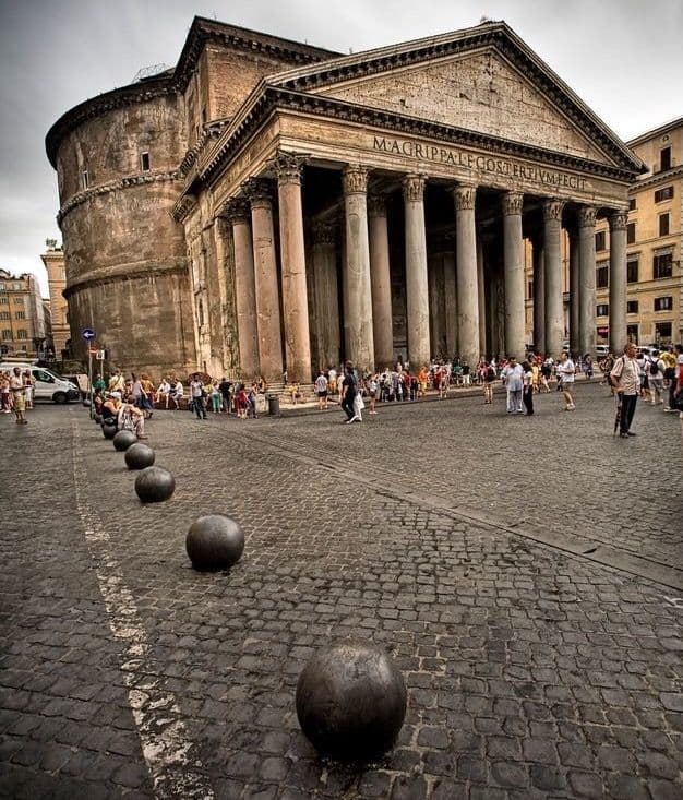 Place Pantheon