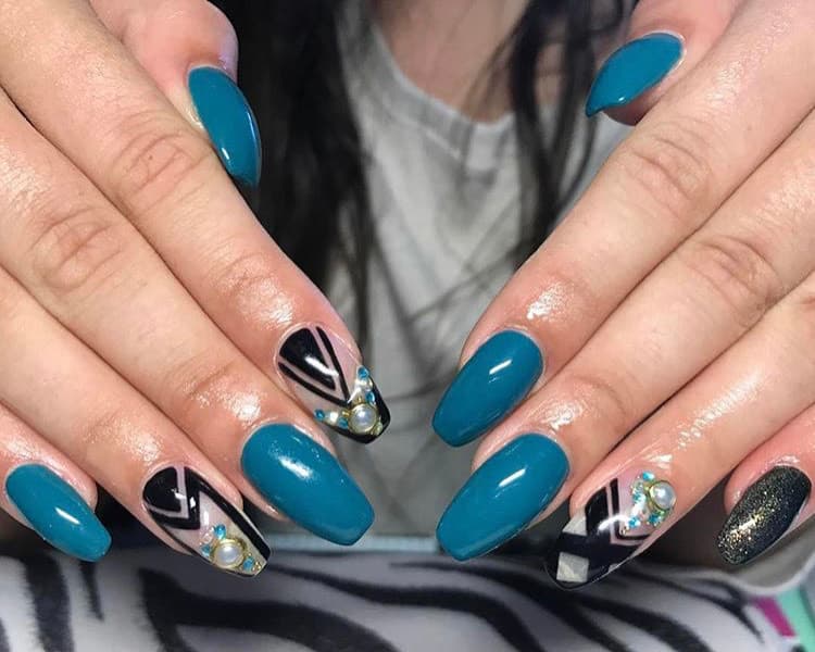 Moda Nails