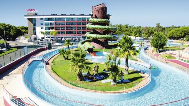 Lugar AquaShow Park Hotel