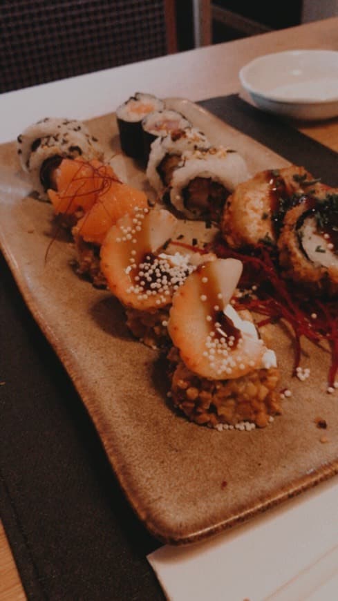 Restaurantes HOME Sushi & Asian Food