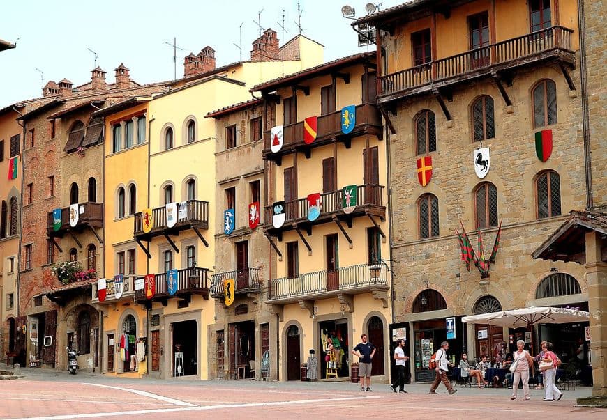 Place Arezzo