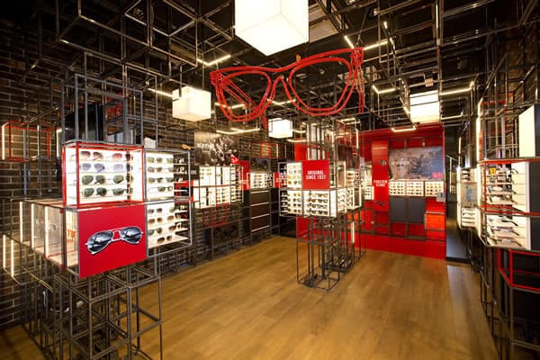 Place Ray-Ban