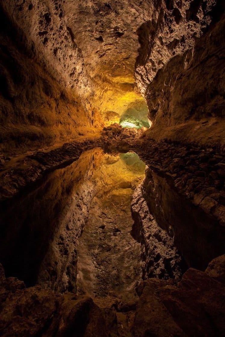 Lugar Cueva de los Verdes