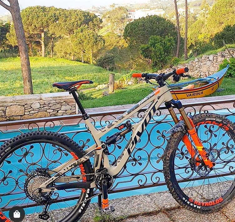 Fitness Moma Bikes Mtb29 Peak L Bicicleta de Montaña