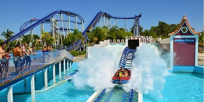 Lugar Aquashow Park - Water Park