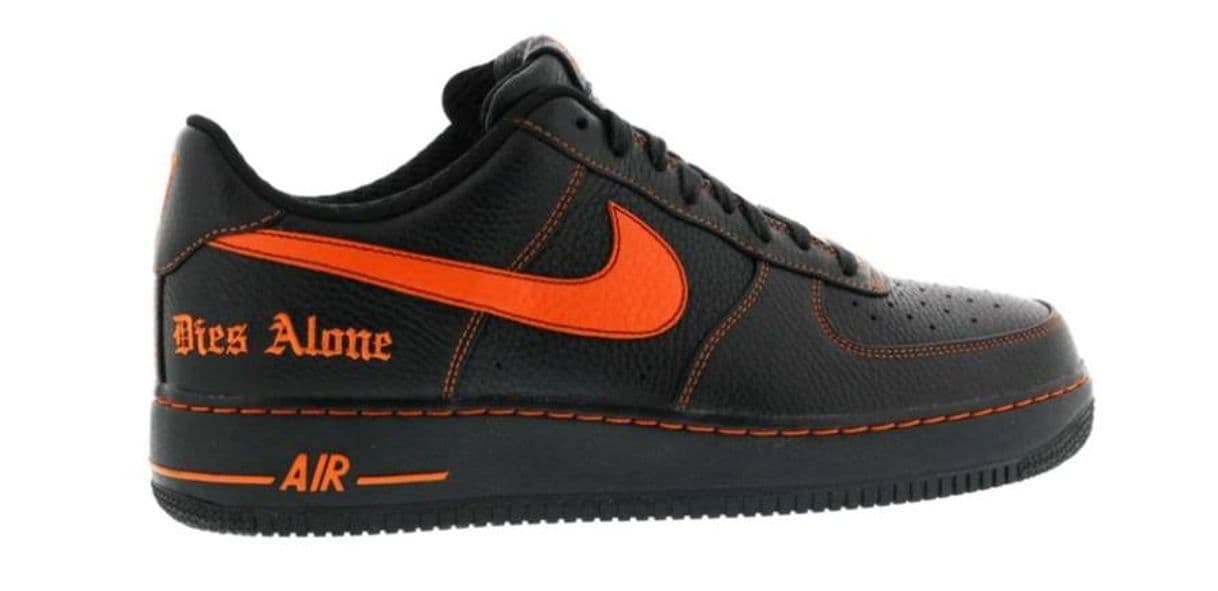 Moda  Nike Air Force/ Vlone