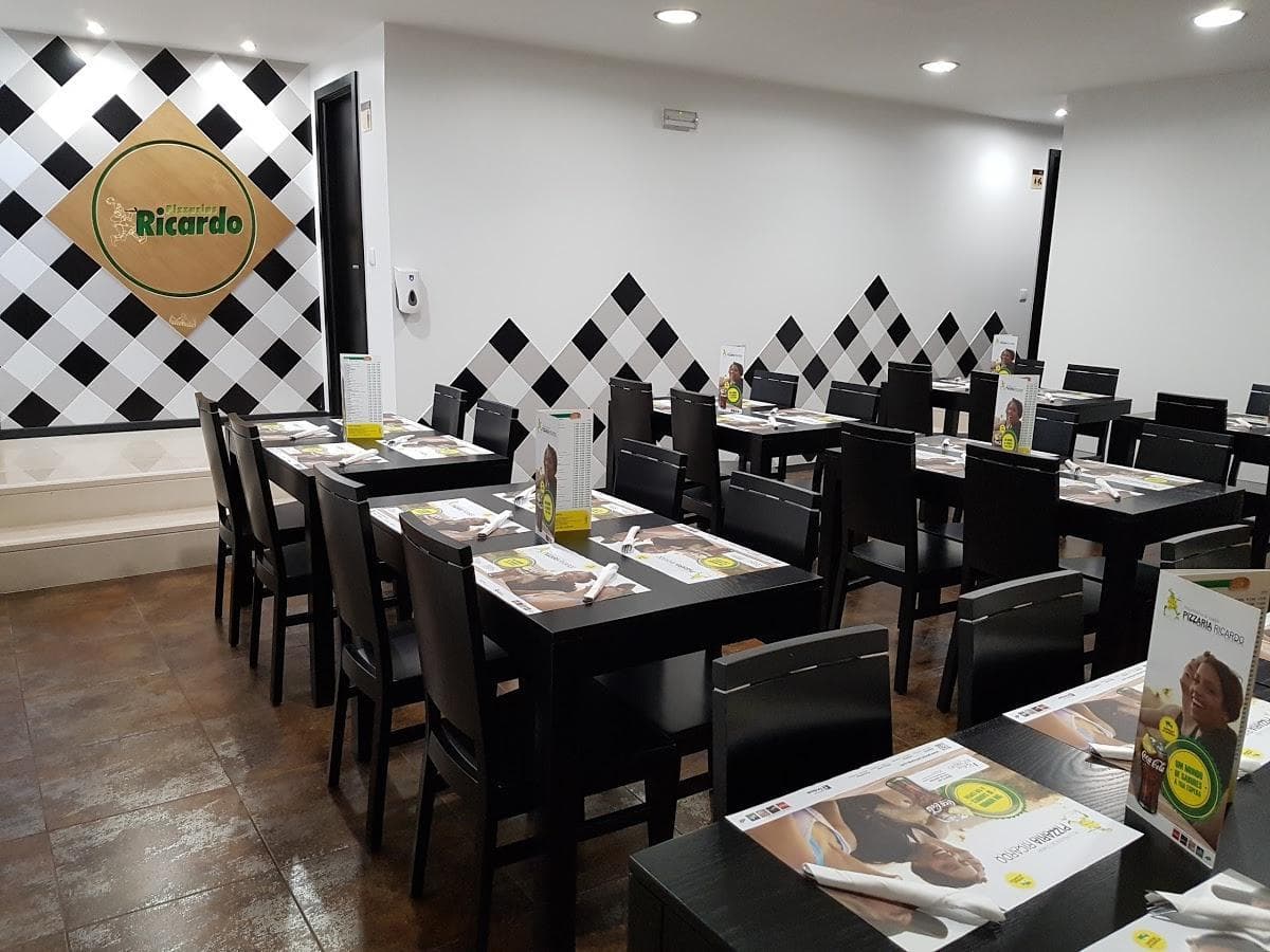 Restaurants Pizzaria Ricardo 2