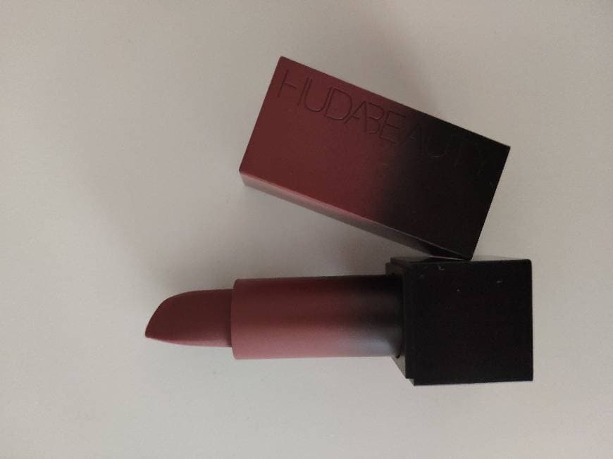 Moda Power Bullet Matte Lipstick - HUDA BEAUTY | Sephora