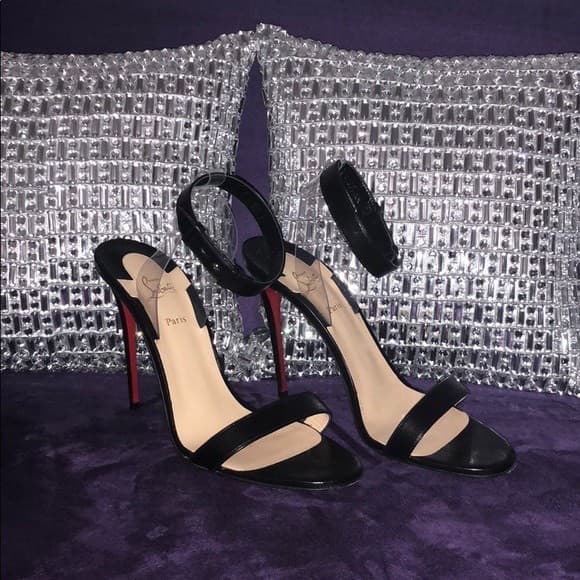 Fashion Christian Louboutin - Jonatina