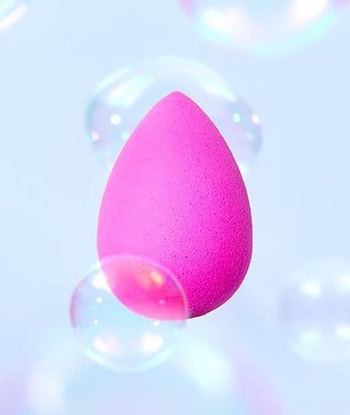 Fashion Iconic Makeup Sponge For Effortless Blending | Beautyblender®