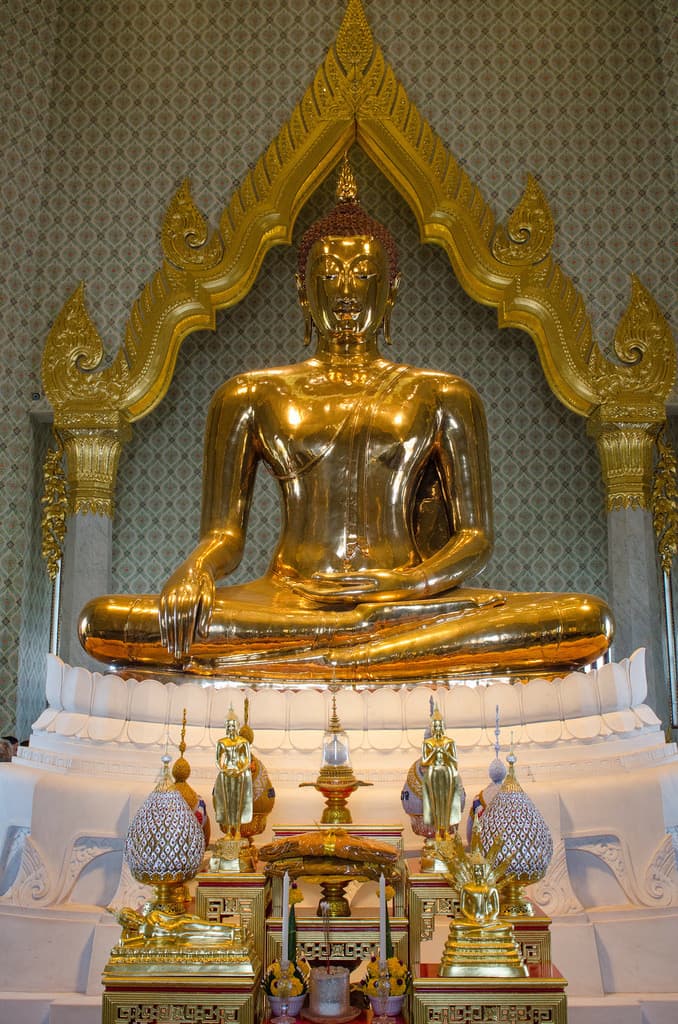 Lugar The Golden Buddha Temple