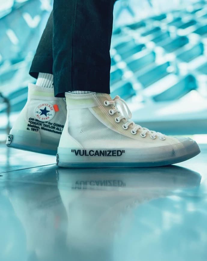 Producto CONVERSE x OFF WHITE    CHUCK 70