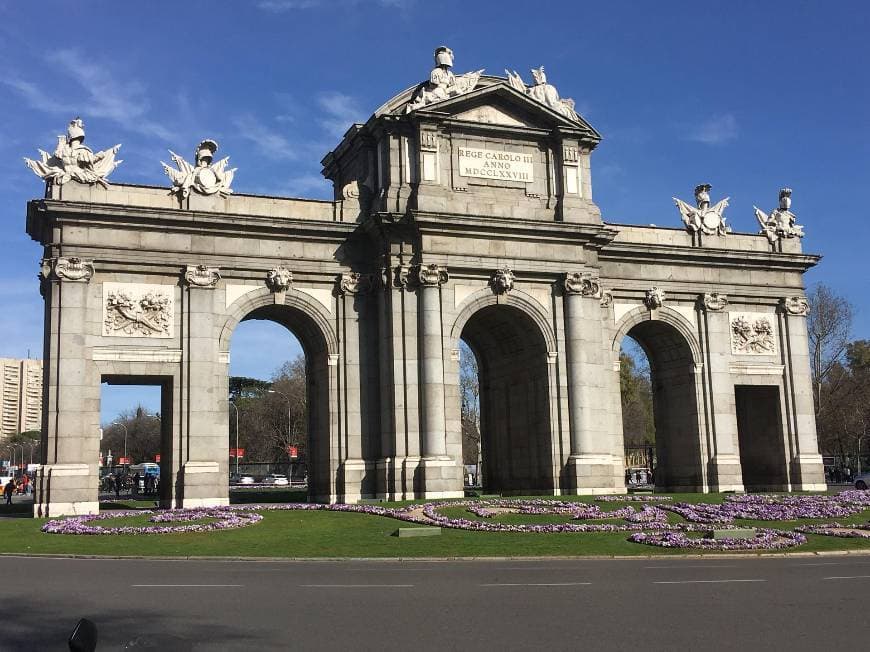 Place Puerta de Alcalá