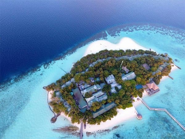 Place Eriyadu Island Resort Maldives