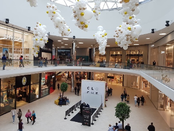 Place Cloche d'Or Shopping Center