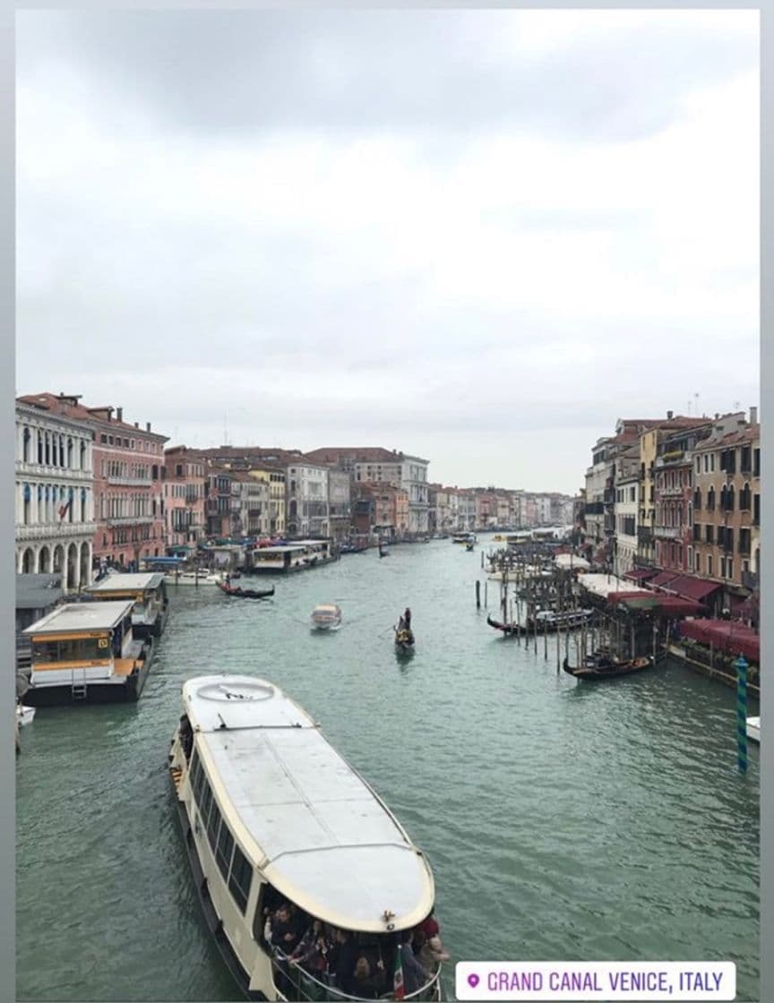 Place Gran Canal de Venecia