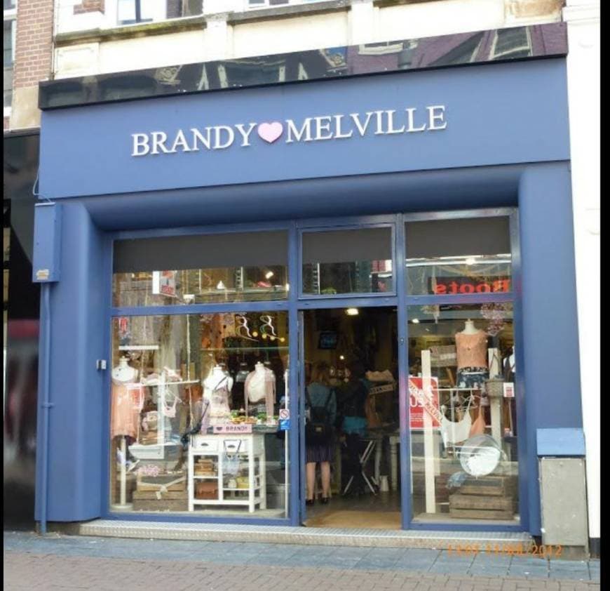 Place Brandy Melville