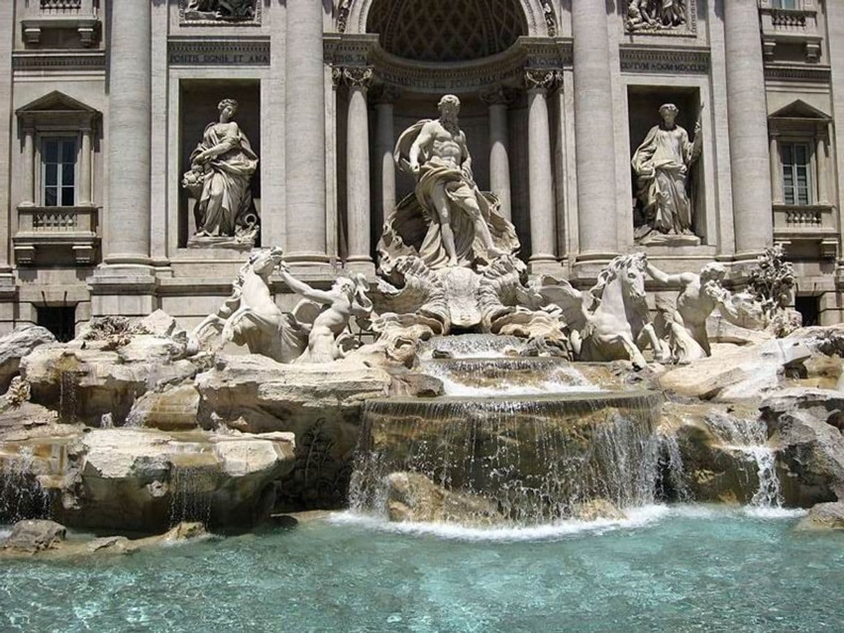 Place Fontana di Trevi