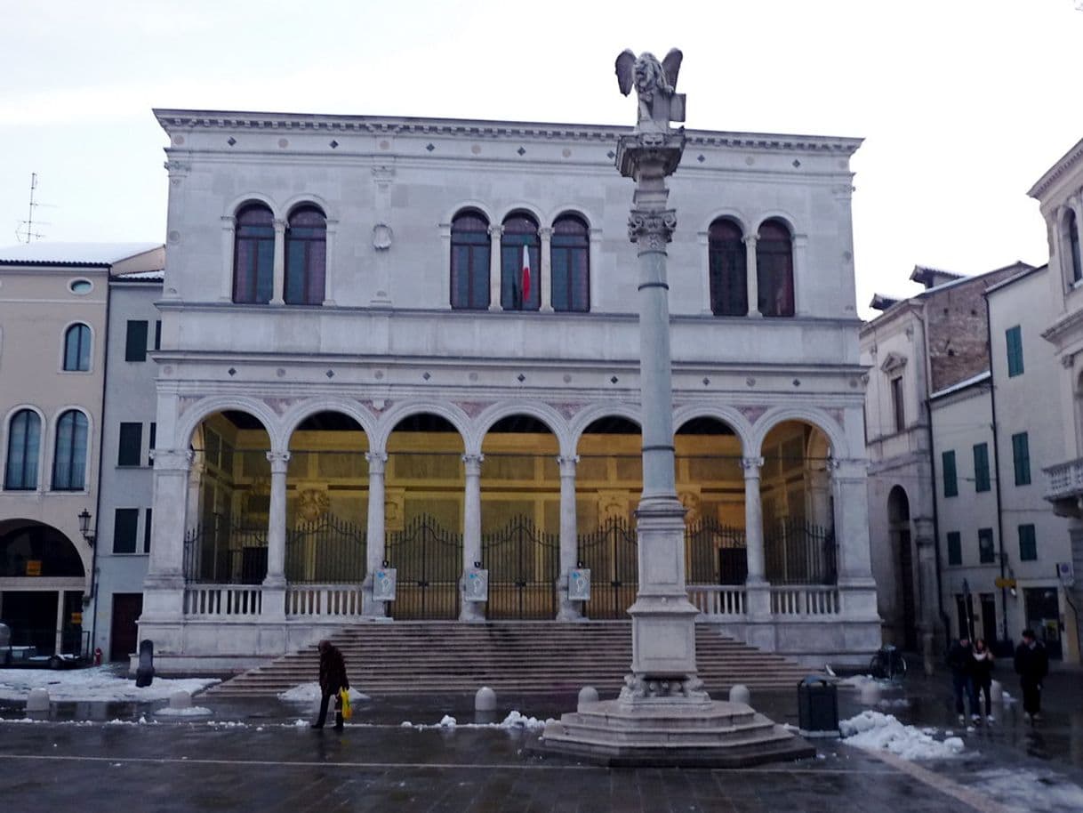 Place Loggia Della Gran Guardia