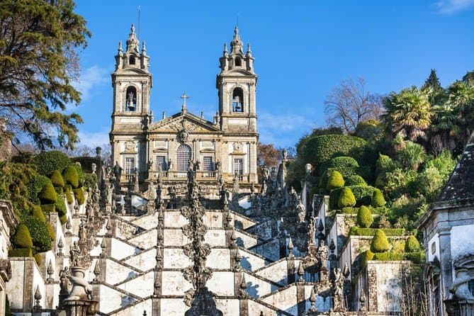 Place Largo do Santuário do Bom Jesus