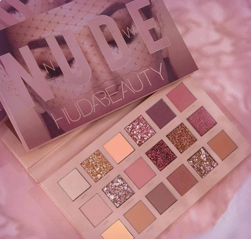 Product Huda beauty eyes shadow palette