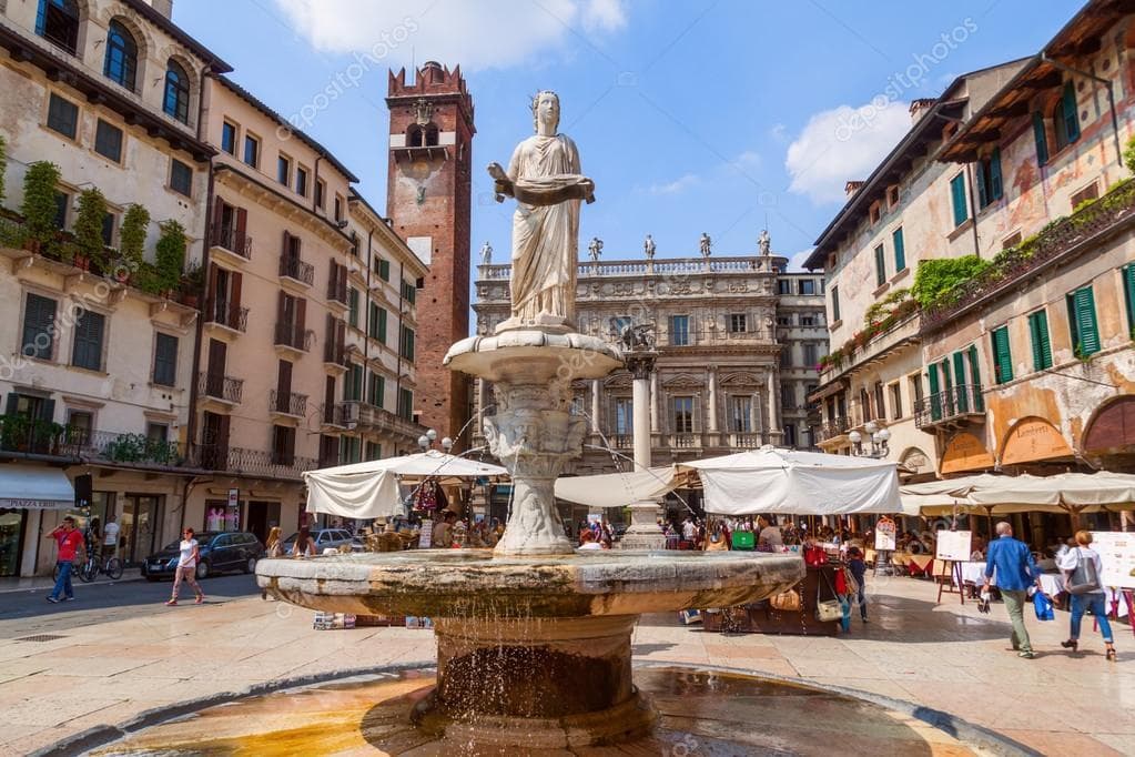 Place Piazza Delle Erbe