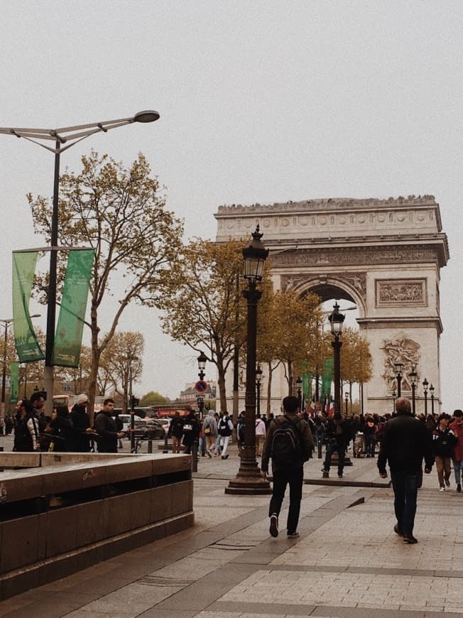 Place Rue de l'Arc de Triomphe