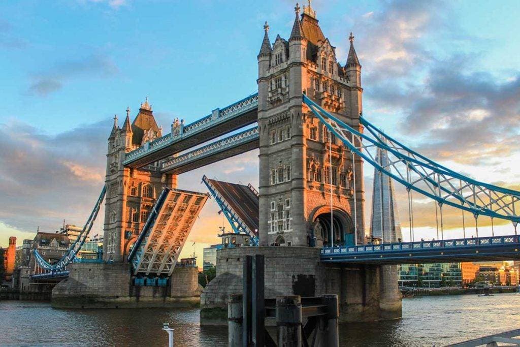 Lugar Tower Bridge