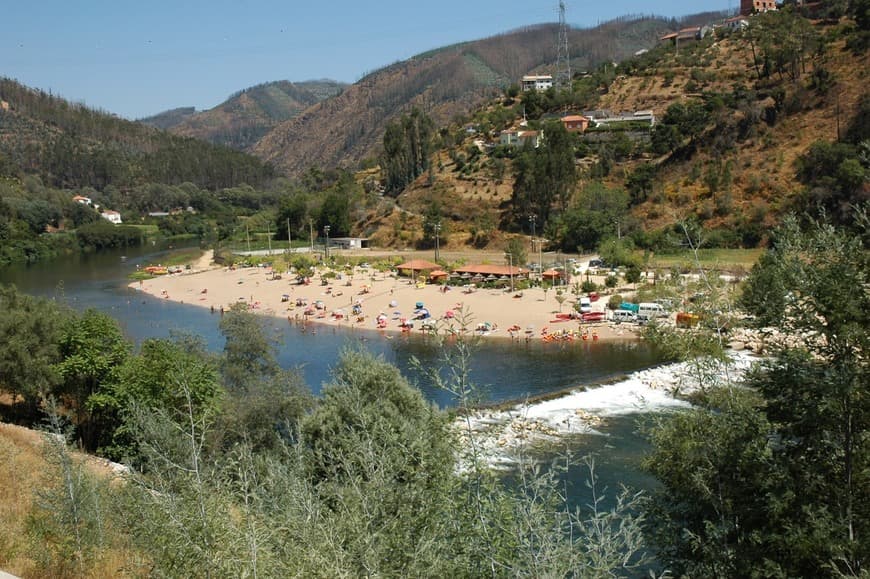 Place Praia fluvial de Coimbra