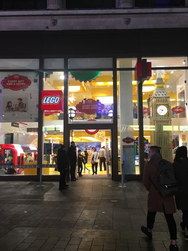 Place LEGO® Store Leicester Square