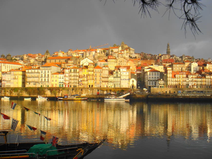 Place Ribeira do Porto