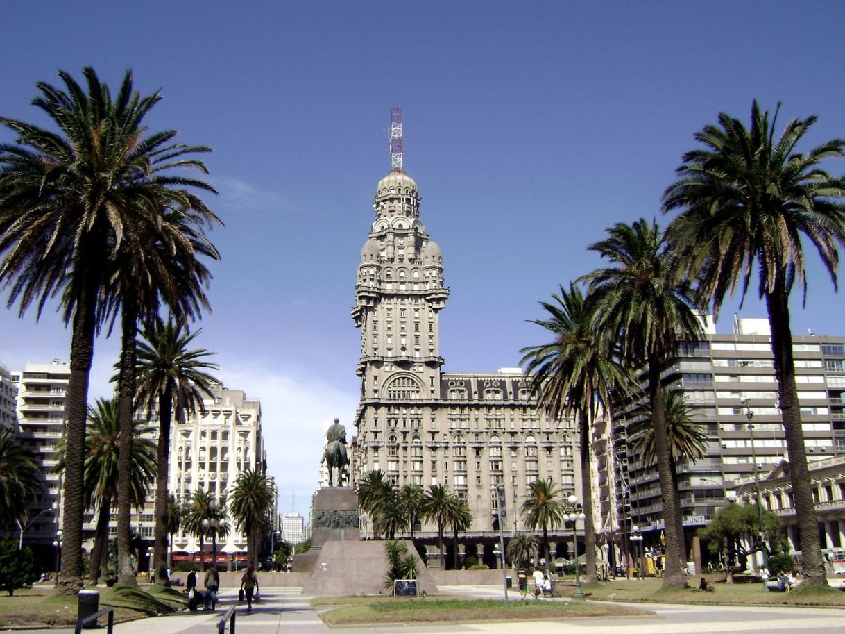 Place Montevideo