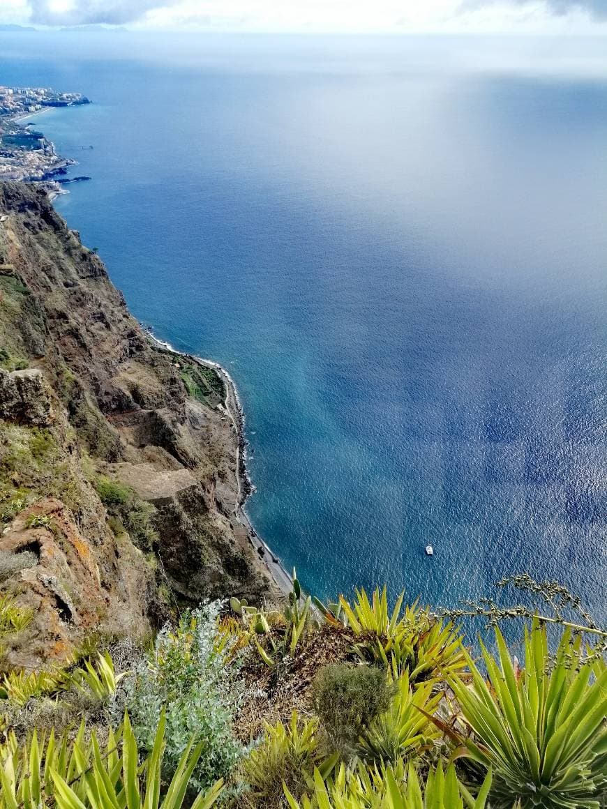 Place Cabo Girão