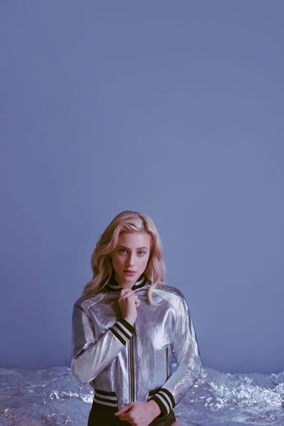 Fashion Wallpaper Riverdale - Lili Reinhart ( Betty Cooper)💕