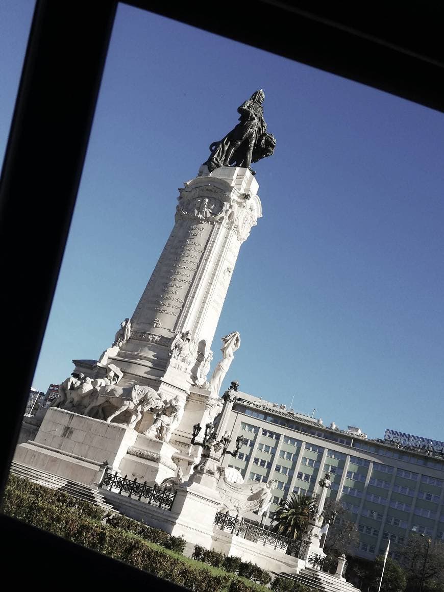 Place Marquês de Pombal