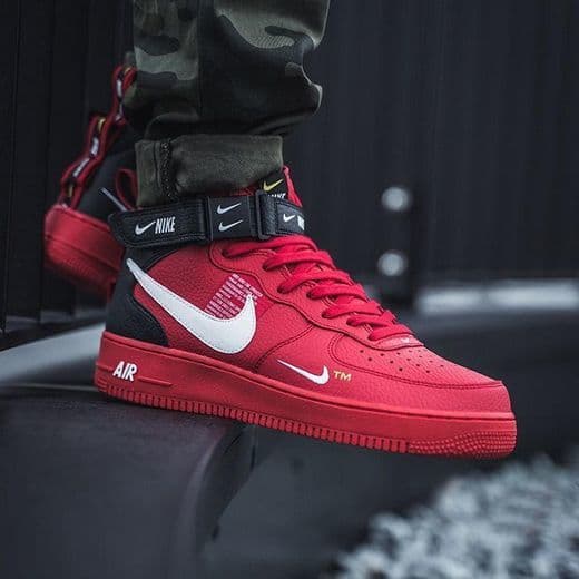 Producto Nike Air Force 1 07 Mid LV8 Vermelhas

