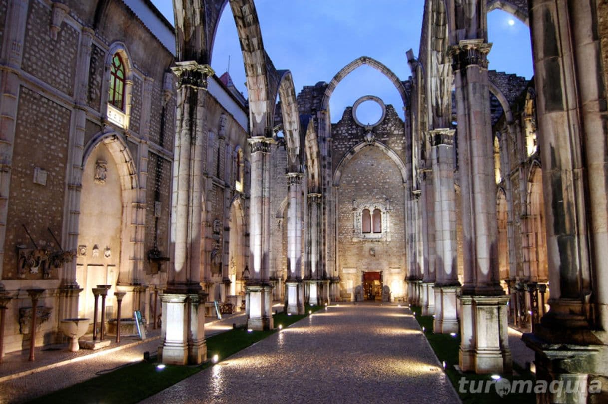 Place Convento do Carmo