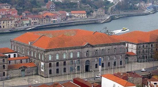 Place Alfândega do Porto