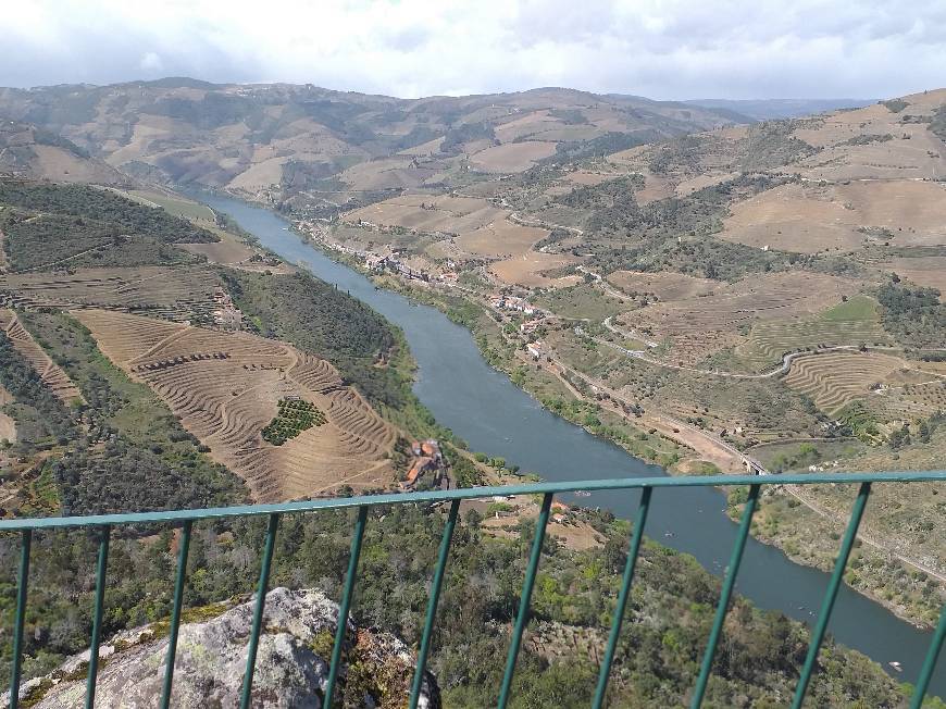 Lugar Nagozelo do Douro