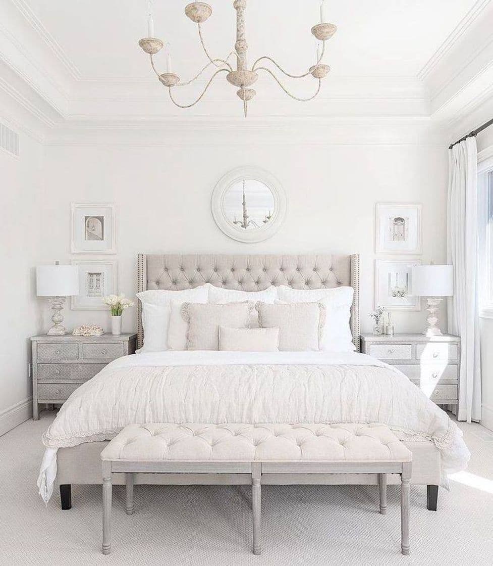 Moda Bedroom decor in light colors