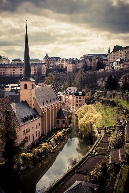 Place Luxemburgo