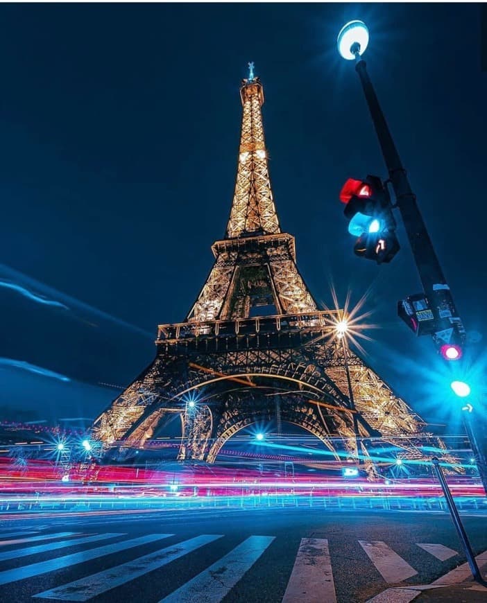 Place Tour Eiffel - Parc du Champ-de-Mars