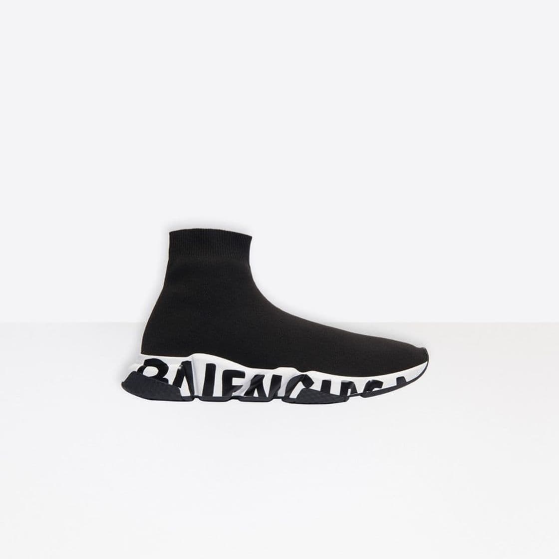 Product SPEED SNEAKER GRAFFITI

BALENCIAGA 